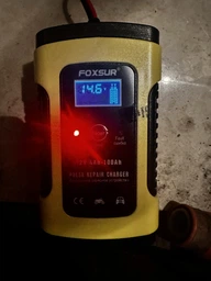 Інтелектуальний зарядний пристрій Foxsur FBC1205D 12V5A