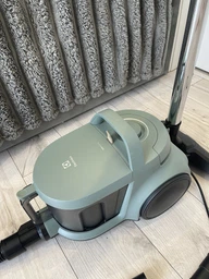 Пилосос без мішка Electrolux EL31C2OG фото від покупців 1