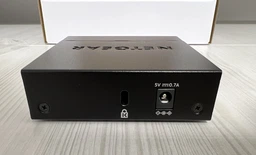 Коммутатор Netgear GS305 (GS305-300PES) фото от покупателей 1