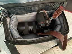 Фото-Сумка универсальная к фотоаппарату +дождевик Canon EOS Nikon Sony Olympus Кэнон Никон Олимпус Сони серая ( IBF026B ) фото от покупателей 1