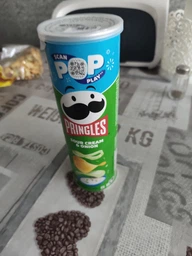 Чипси Pringles Sour Cream & Onion Сметана-цибуля 165 г (0.165 кг) (5053990101597) фото від покупців 4