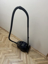 Пилосос без мішка BOSCH BGS21X320