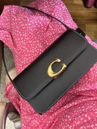 Женская кожаная сумка Coach Zoe Shoulder Bag, черная