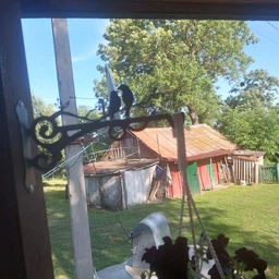 Настінний металевий кронштейн Три Пташки для кашпо з квітами, ліхтарів, декору 1 шт. Чорний