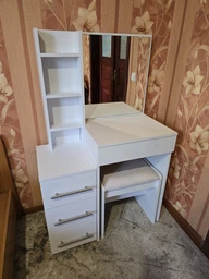 Туалетний столик у білому кольорі MS642
