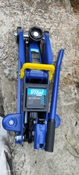 Домкрат гідравлічний підкатний Vitol 2 т, 135-340 мм, з поворотною ручкою, валіза (ДП-135340/TA820050RS)