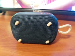 Портативна колонка Anker SoundCore Select 4 Go 5W Gold (A31X1BB1) фото від покупців 2