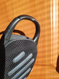 Портативна колонка JBL Clip 5 7W Pink (JBLCLIP5PINK) фото від покупців 1