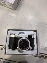 Цифрова камера M9 48 МП Full HD 1080P з поворотним екраном на 180° 2,4 IPS 16× зум Type-C microSD до 512 ГБ Чорна