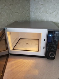 Мікрохвильова піч Whirlpool MWF421SL