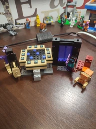 Конструктор LEGO Minecraft Подорож до Нижнього світу та Порталу до Краю 192 деталі (21584)