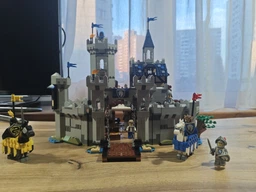 Конструктор LEGO Creator Средневековый замок конных рыцарей 1371 деталь (31168)