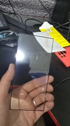 Защитное стекло на Samsung Galaxy S24 Ultra на весь экран 9D Shieldy