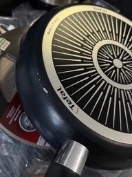 Набор сковородок Tefal Hard Titanium Essential 24 см + Hard Titanium Essential 28 см (C3880442+C3880642)