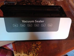 Вакууматор побутовий для продуктів їжі Vacuum Sealer 120W вакууманий пакувальник автоматичний + 10 пакетів