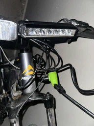Велосипедная LED фара велосипедный фонарь передний велофара аккумуляторная на руль