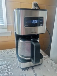 Кавоварка Electrolux E5CM1-6ST