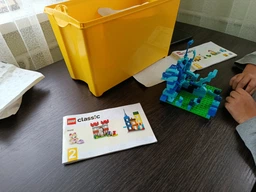 Конструктор LEGO Classic Коробка кубиков для творческого конструирования 790 деталей (10698)