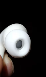 Набір силіконових амбушюр у трьох розмірах S/M/L для навушників Airpods Pro у футлярі, 6 пар, білі "P" (92344449) фото від покупців 1