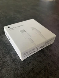 Кабель USB-C to Lightning Cable (1m) (MUQ93ZM) фото от покупателей 1