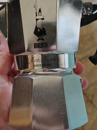 Кавоварка Bialetti 4952 Moka Express, 3 чашки, чорна фото від покупців 2