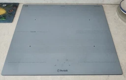 Варильна поверхня індукційна Perfelli HI 674 GR (склокераміка, сенс.кер., об'єднані зони) 243269