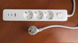 Listwa zasilająca Xiaomi Power Strip 2C1A 3 gniazda 1 x USB-A, 2 x USB-C 1.4 m White (BHR07UKEU)