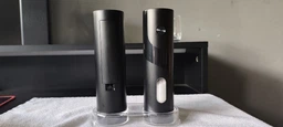 Набор из 2 электрических мельниц для специй с подсветкой и подставкой Electric Grinder SET для измельчения соли и перца, черный фото от покупателей 3