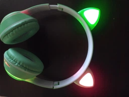 Бездротові навушники з котячими вушками CAT EAR Bluetooth 5.0 + EDR дитячі навушники, ігрові з блютуз гарнітурою і LED підсвічуванням, фіолетові