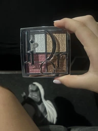 Палітра хайлайтерів для обличчя — Dior Backstage Glow Face Palette 001 Universal, 10g ( новий дизайн) фото від покупців 1