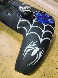Качественный защитный силиконовый чехол Spider-Man Red для геймпада Sony DualSense PS5 + накладки на стики [466129679] фото от покупателей 8