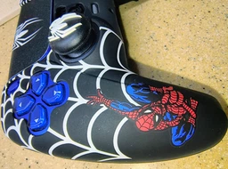 Качественный защитный силиконовый чехол Spider-Man Red для геймпада Sony DualSense PS5 + накладки на стики [466129679] фото от покупателей 7