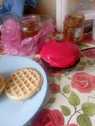 Вафельница мини Vaffle maker mini для венских и бельгийских вафель, сендвичница чёрно-красная