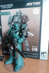 Фігурка з гри Warhammer 40k, Сини Хоруса Тактичний легіонер MKVI, JOYTOY, рухома, 12,2 см (WHR 0202)