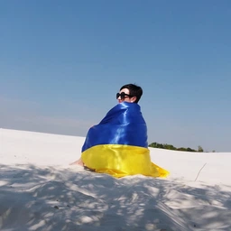 Флаг Украины большой с плотного материала 90х140 см уличный сине-желтый фото от покупателей 1