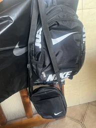 Практический черный городской рюкзак loft Nike с большим белым лого мужской женский портфель для ноутбука работы обучения и поездок