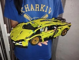 Автомобильный конструктор Lamborghini Sian 1:14 зеленый, 1280 деталей фото от покупателей 2