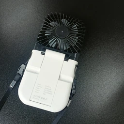 Вентилятор міні портативний акумуляторний з павербанком 3000 mAh з підставкою для телефона ручний на шию з USB білий + чорний фото від покупців 8