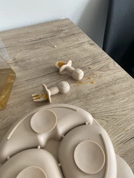 Детская силиконовая посуда для прикорма , набор 11 предметов. На присосках. BPA free [Бежевый]
