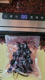 Вакуумный упаковщик-вакууматор с насосом 75 кПа + шланг VACUUMMACHINE бытовой набор с резаком + 10 вакуумных пакетов