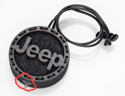 Ароматизатор в машину OudWood деревянный с логотипом Jeep фото от покупателей 1