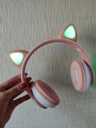 Беспроводные детские светящиеся LED наушники с кошачьими ушками Bluetooth 5.0 складные CAT VIV-23 со встроенным микрофоном Mp3 MicroSD и цветной подсветкой Фиолетовые фото от покупателей 2