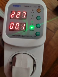 Реле контролю напруги TOMZN 16A 100В~300В для захисту побутових приладів від стрибків напруги та перевантаження по струму