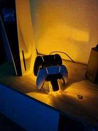 Зарядка для джойстика PS 5 Dobe Док Станция для PlayStation 5 PS 5 DualSense на 2 геймпада с LED подсветкой P5V Серый фото от покупателей 3
