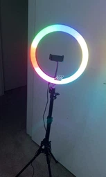 Светодиодная кольцевая LED лампа RGB MJ33 с пультом и штативом 33 см белый/черный фото от покупателей 1