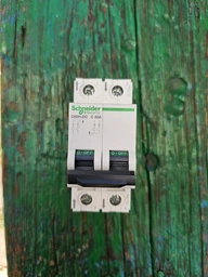Автоматический выключатель Schneider Electric C60H-DC, 2P, 10A, C (A9N61528)