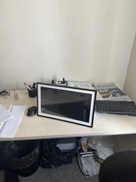 Цифровая фоторамка Frameo 15.6" 32Gb встроенной памяти с сенсорным управлением WiFi электронная рамка для фото, сенсорный экран 1280x800 фотоальбом