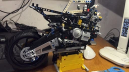 Конструктор мотоцикл BMW M 1000 RR 1:5, 1920 деталей, коллекционная техническая модель. 42130 фото от покупателей 2