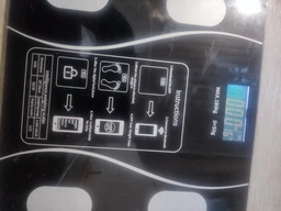 Ваги підлогові смарт розумні скляні для дому Scale one Black електронні фітнес Bluetooth з додатком для смартфона 180 кг білі фото від покупців 8