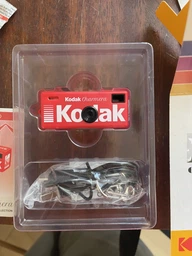 Фотоаппарат Kodak Charmera Keychain Digital Camera Blind Box (4897116931801)
